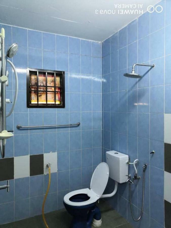 Ibu Home-To-Stay باسير غونداغ المظهر الخارجي الصورة